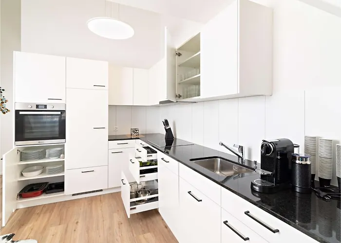 Exklusive 5,5 Zimmer Wohnung Fuer Familien Und Business
